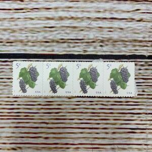 Vintage USA Postage Stamps‎ 5 Cent Grapes Unused Block of Four Collectible